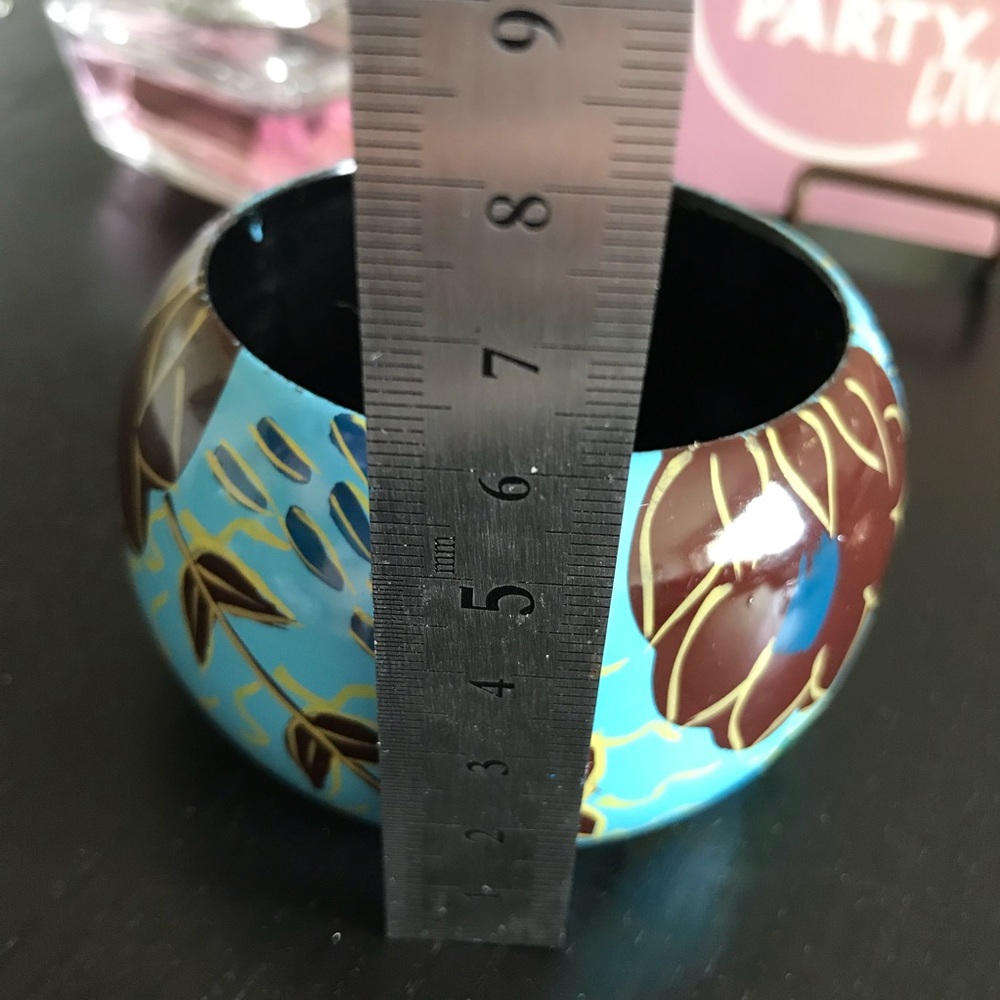 Beautiful Blue Bangle - Picture 3 of 6